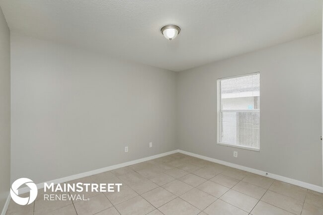 Building Photo - 1343 15th St S