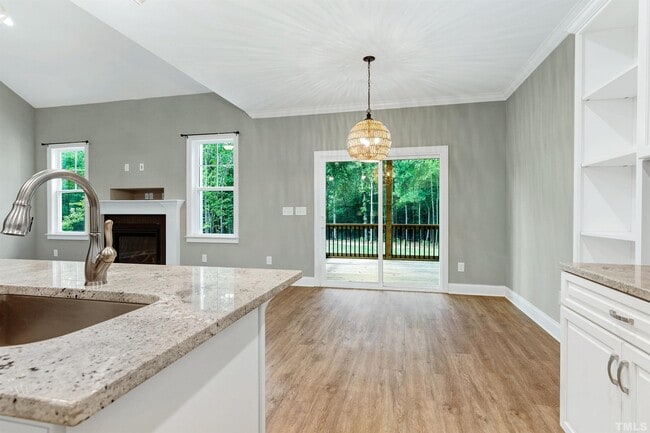 Building Photo - 3627 River Watch Ln