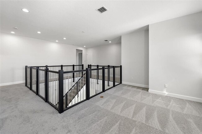 Building Photo - 15000 RedCove Pl