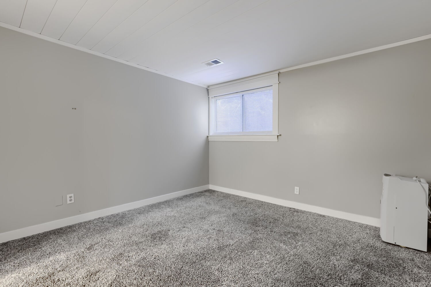 Building Photo - 1606 Cottonwood Dr