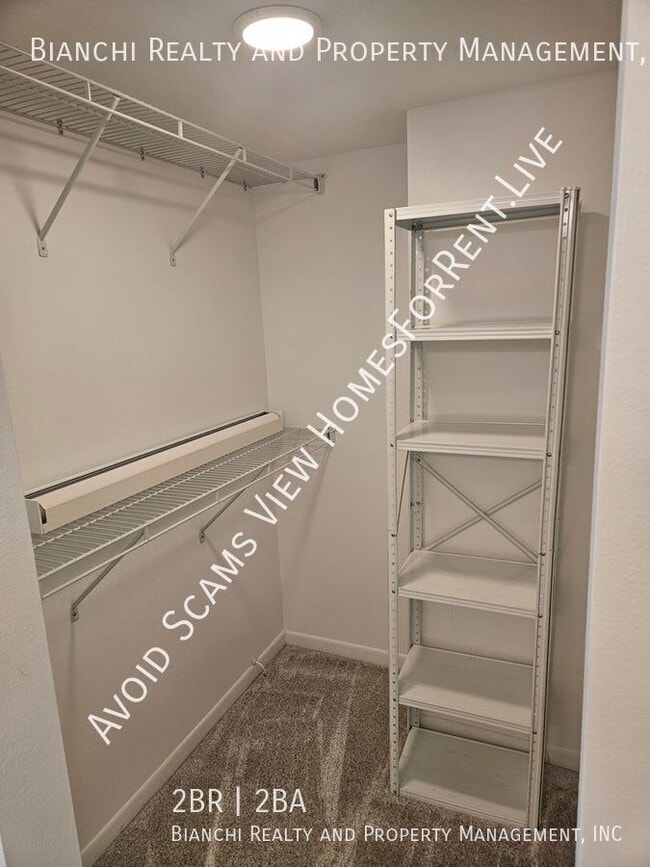 Building Photo - 6365 Bahia Del Mar Blvd S