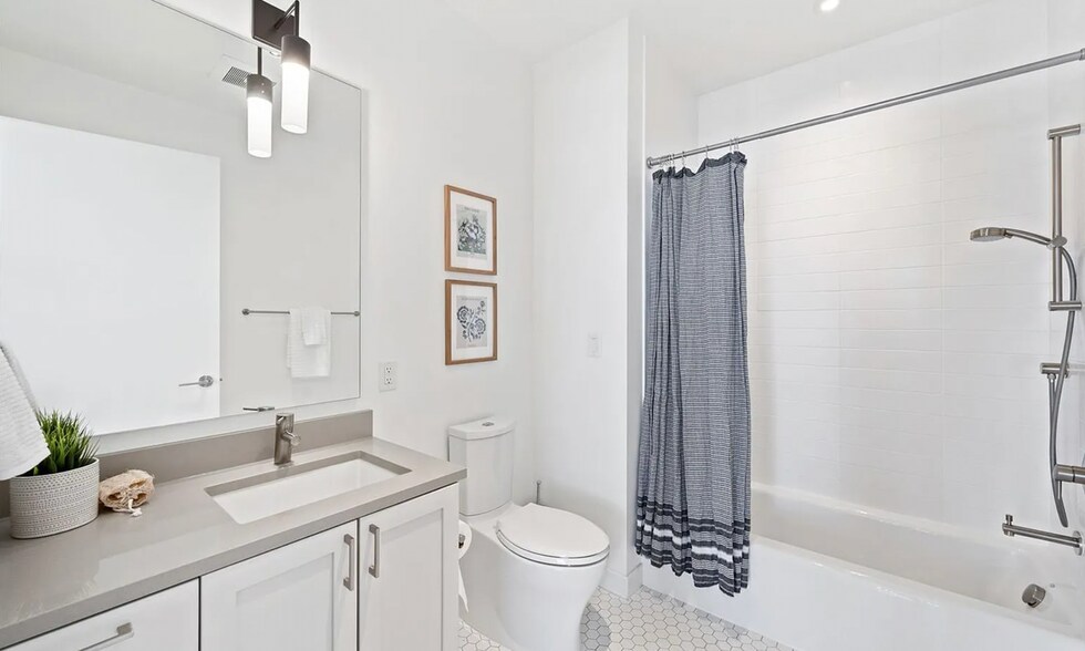 Building Photo - 1750 Wewatta St