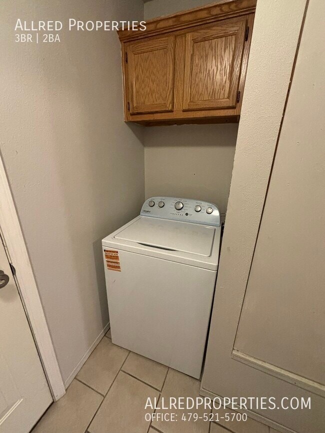 Building Photo - 1673 Evalyn Cir