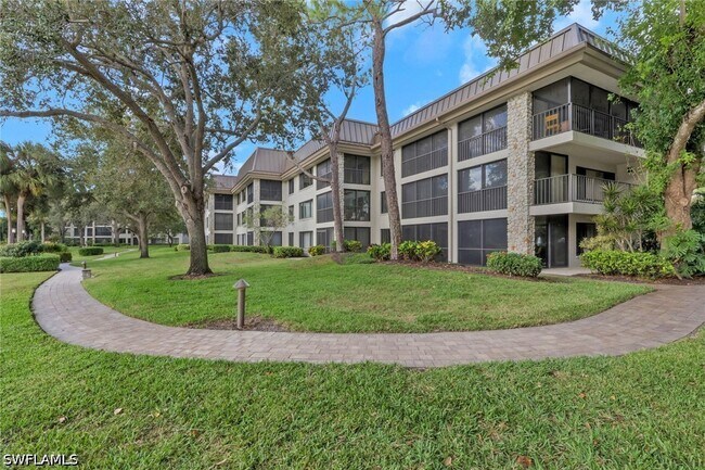 Building Photo - 5964 Pelican Bay Blvd