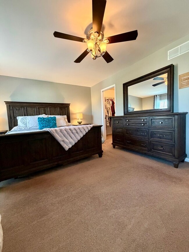 Building Photo - Stunning 3-Bedroom/2-Bathroom Townhouse in Perkasie! Available Mid July!