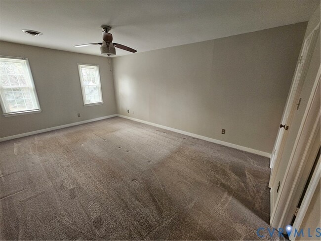 Building Photo - 517 Pleasanthill Dr