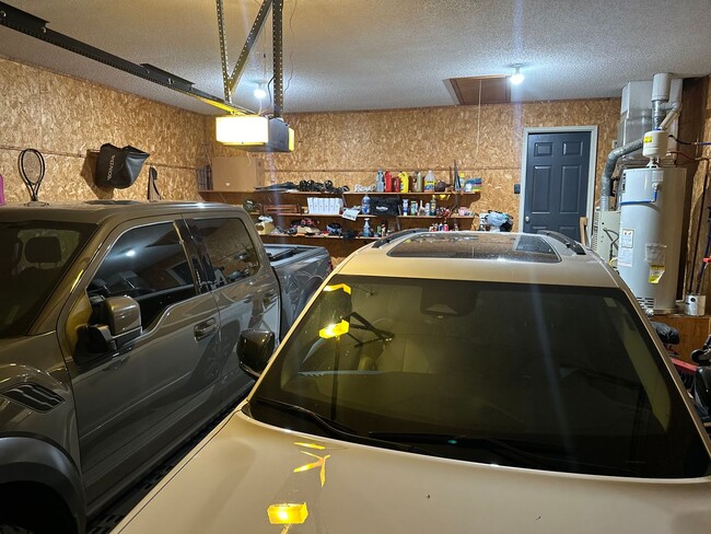 Building Photo - Available June 1st! Beautiful 4-Bedroom, 2...