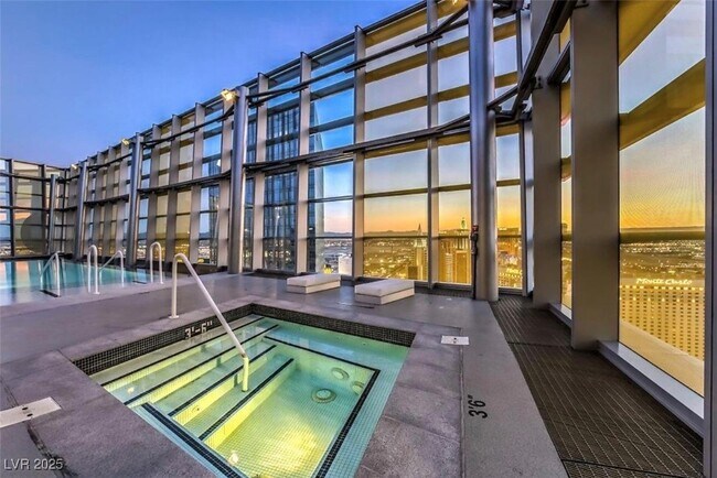 Building Photo - 3726 S Las Vegas Blvd