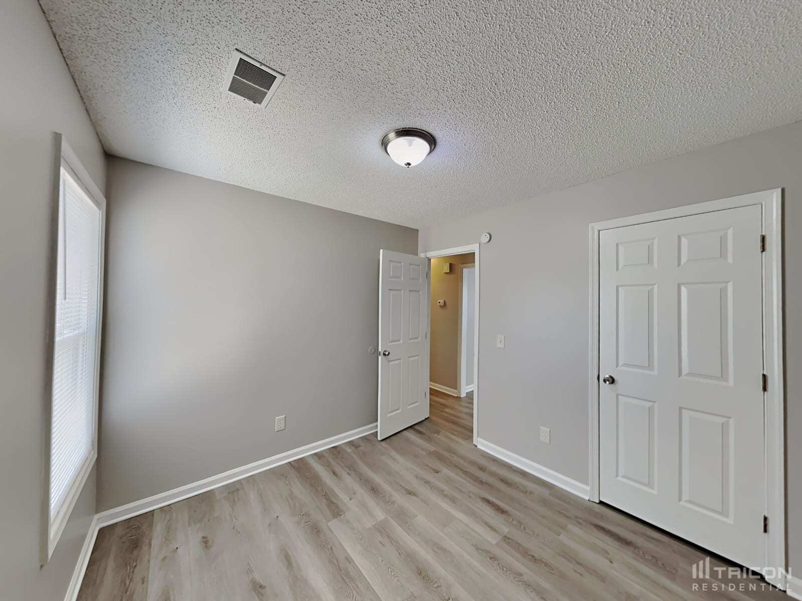 Building Photo - 13 Sutters Mill Ct