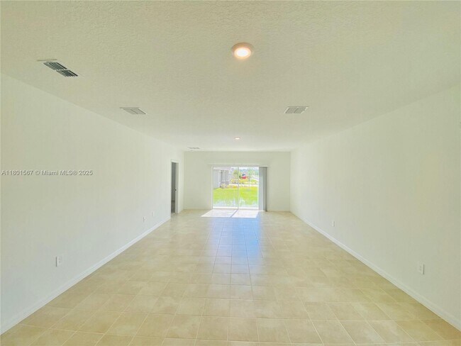 Building Photo - 4799 Guinep Ln