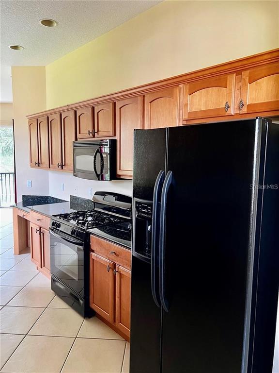 Building Photo - 8153 Miramar Way
