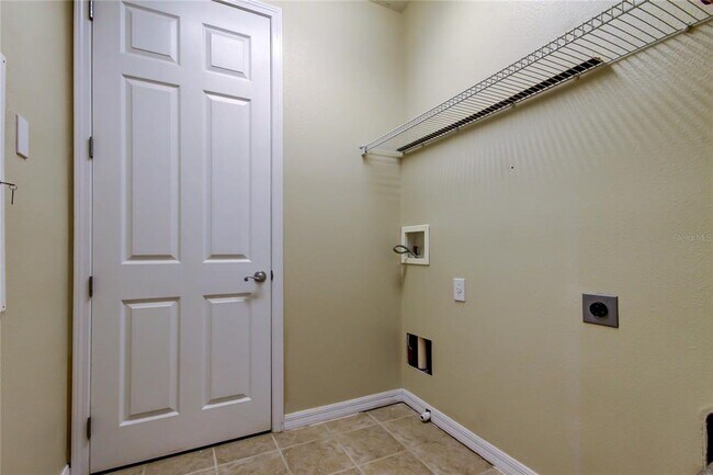 Building Photo - 12557 Bassbrook Ln