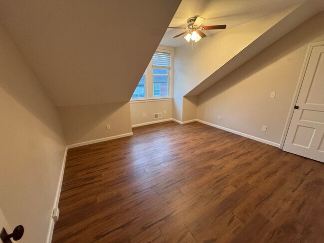 Building Photo - Beautifully Renovated 3BR Row Home in Deutschtown – Spacious, Modern & Incredible Location