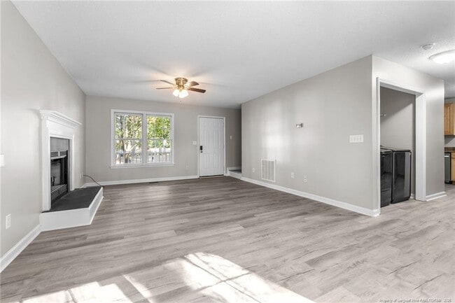 Building Photo - 82 Stonecliff Ln