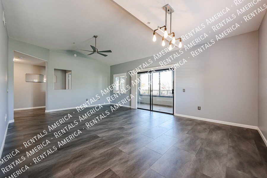 Building Photo - 9555 E Raintree Dr