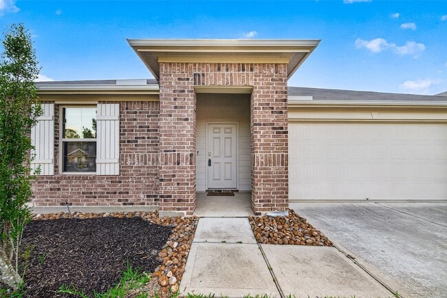 Building Photo - 40347 Blossom Vly Ln