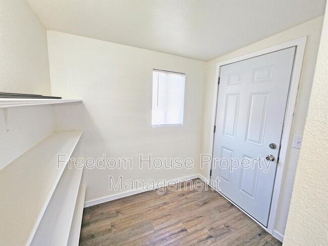 Building Photo - 1281 West St