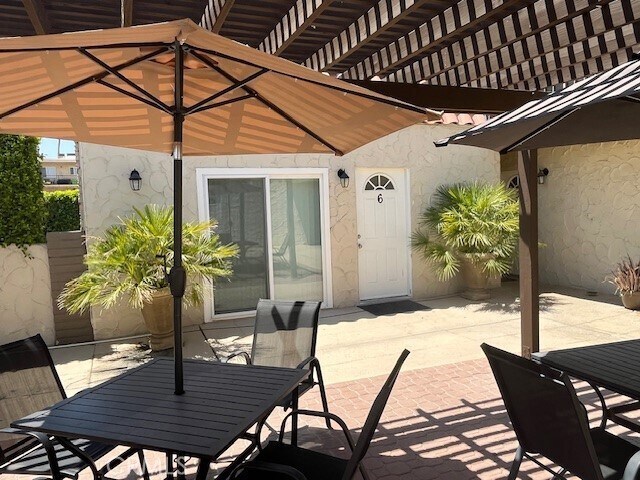 Building Photo - 36953 Bankside Dr