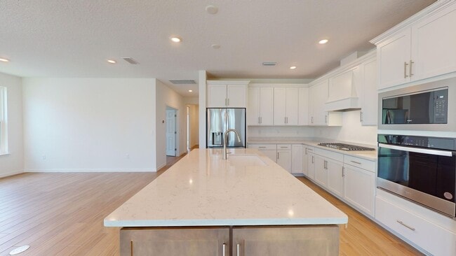 Building Photo - Resort-Style Living in Del Webb at Nocatee!