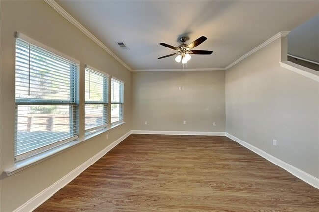 Building Photo - 122 Dynasty Ln