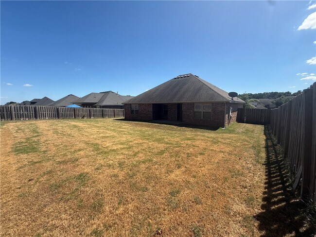 Building Photo - 1520 Amber Way