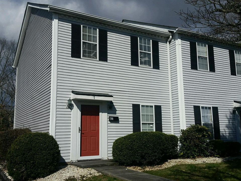 Building Photo - 501 Spruce St