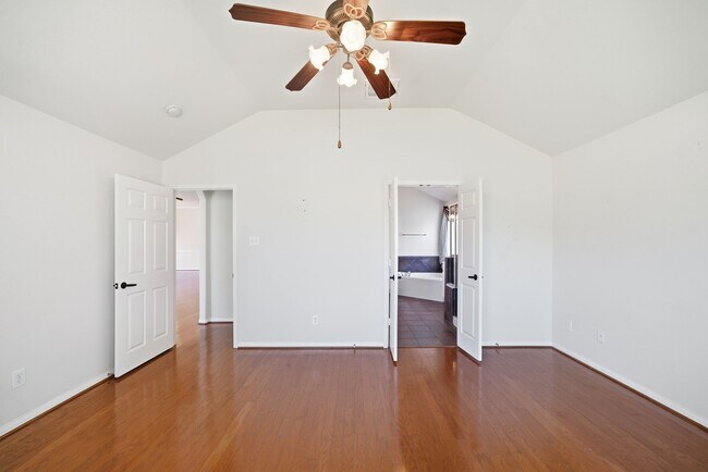 Building Photo - 17714 Sunset River Ln