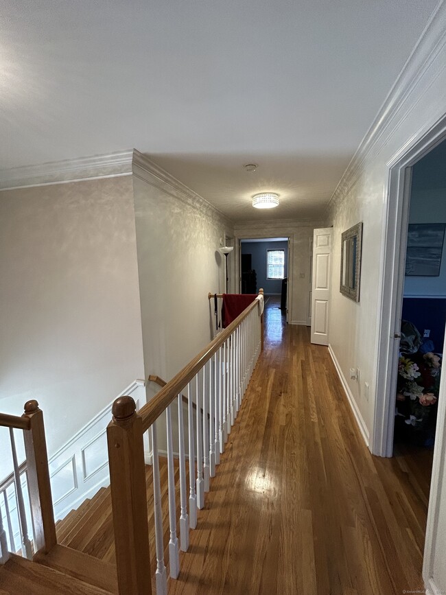 Building Photo - 77C Long Meadow Hill Rd