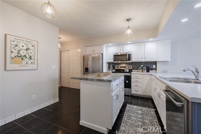Building Photo - 1284 Courtney Dr