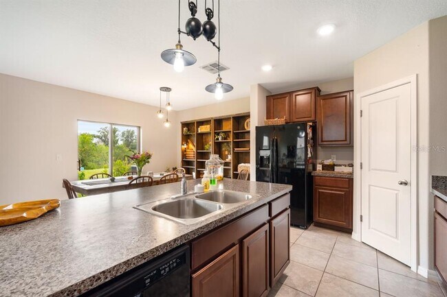 Building Photo - 4244 Unbridled Song Dr