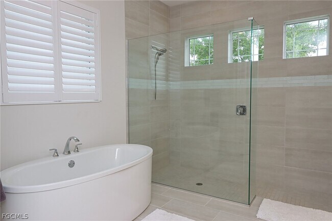 Building Photo - 6262 Union Island Wy