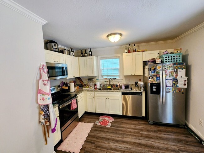 Building Photo - CHARMING ONE YEAR OLD PROPERTY