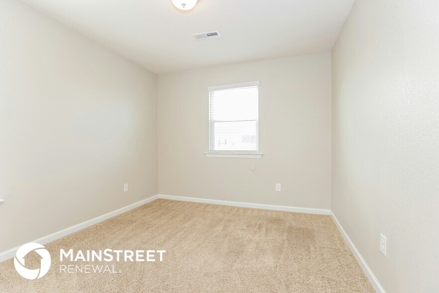 Building Photo - 3619 Stargell Dr