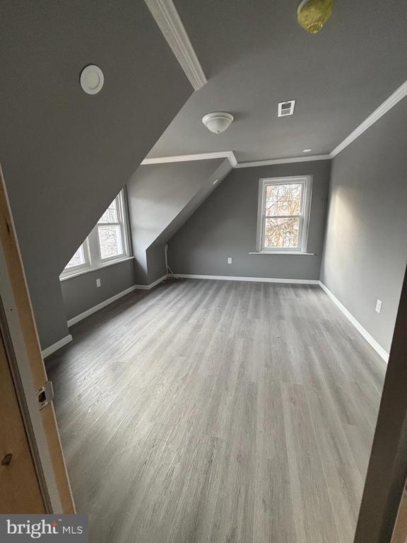 Building Photo - 2025 N 62nd St