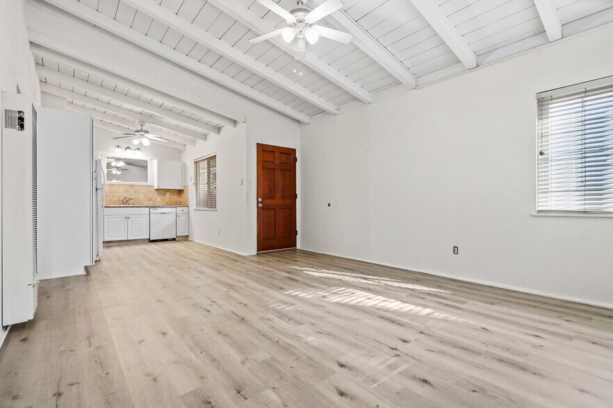 Building Photo - 4512 North St