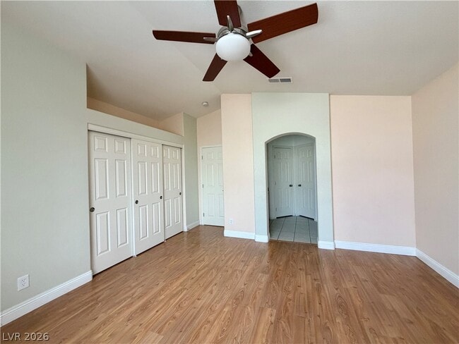 Building Photo - 8638 White River Dr