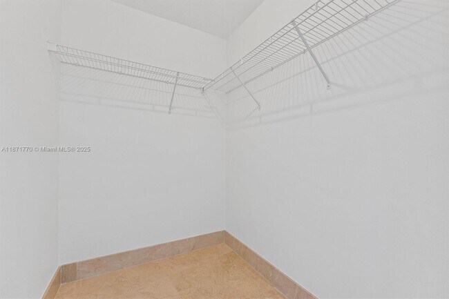 Building Photo - 6515 Collins Ave