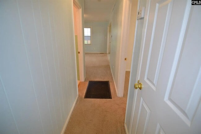 Building Photo - 68 Belvedere Ct