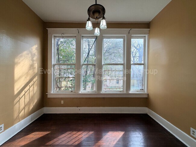 Building Photo - 1283 Harbert Ave