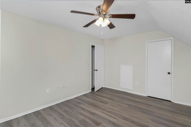 Building Photo - 600 Hulon Cir