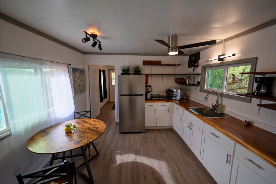 Building Photo - 85-890 Waianae Valley Rd