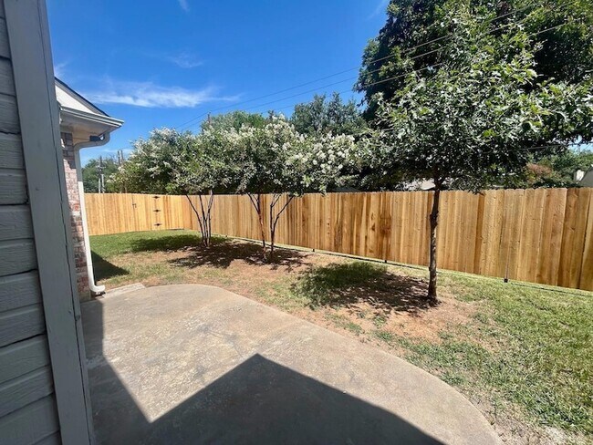 Building Photo - 2820 Judson Cir