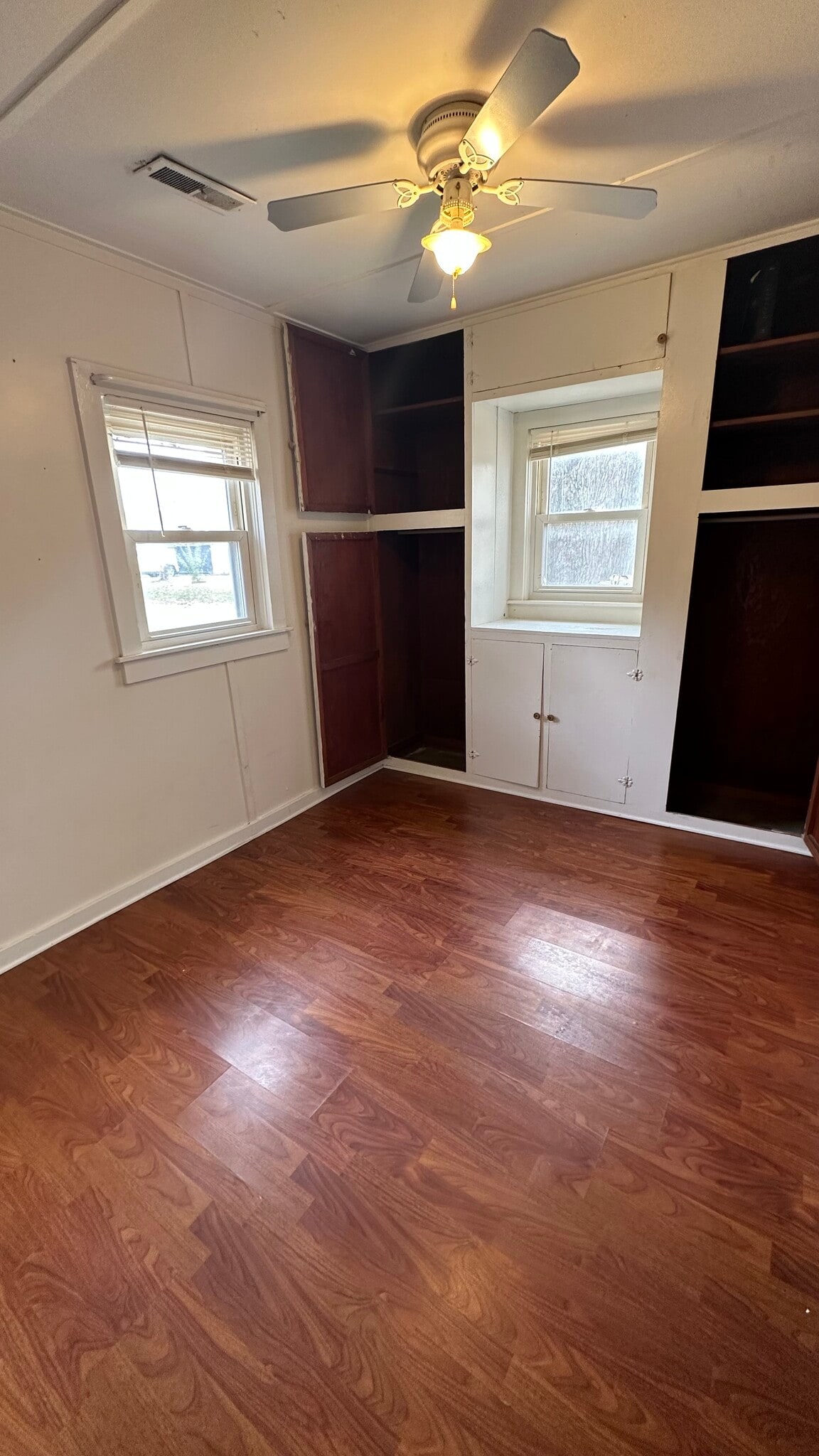 Bedroom 2 - 818 Drover St