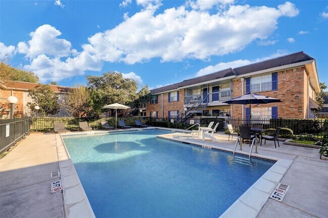 Building Photo - 2350 Bering Dr