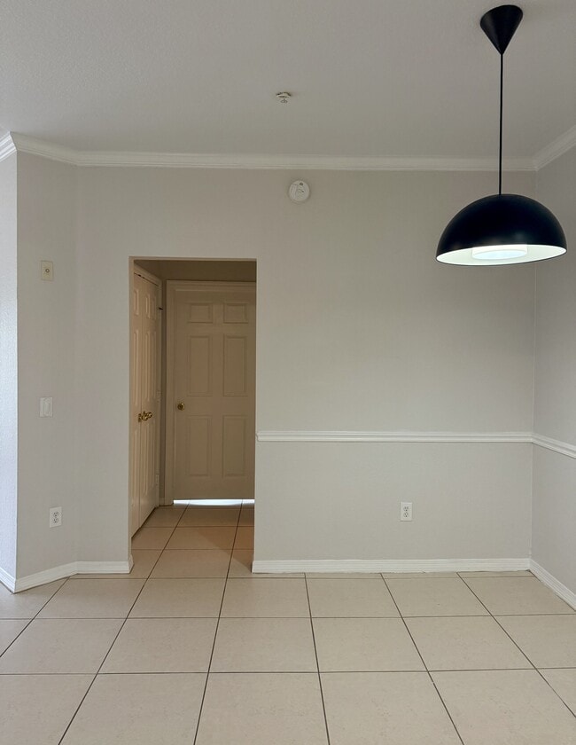 Building Photo - 3621 Conroy Rd