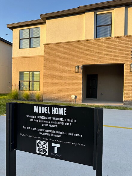 Building Photo - 4900 Tyler Ave