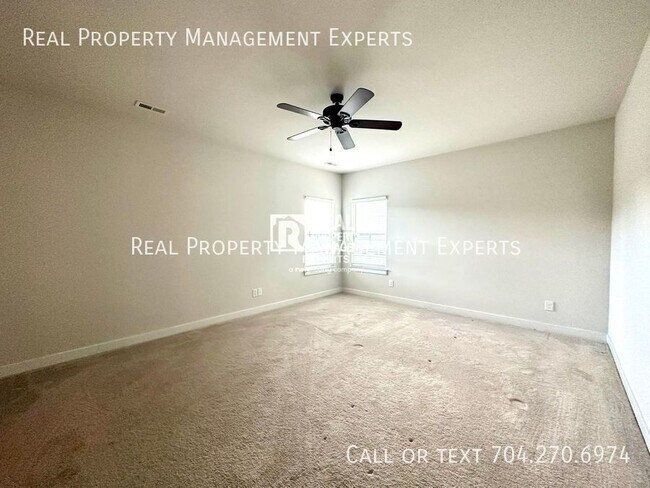 Building Photo - 12632 ES Draper Dr