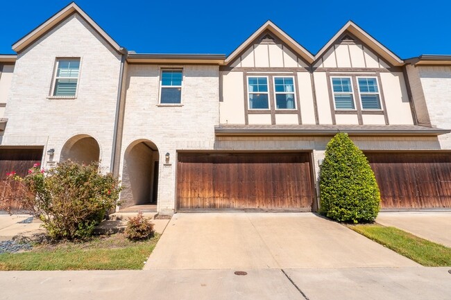 Primary Photo - 8715 Tudor Pl