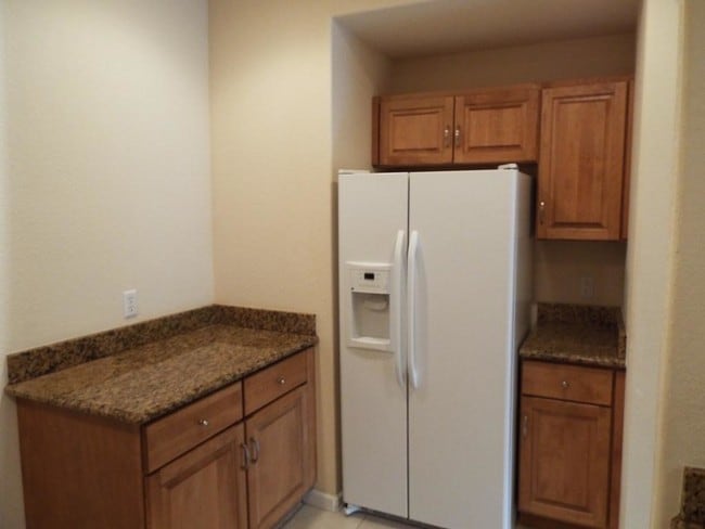 Building Photo - 13100 Bella Casa Cir