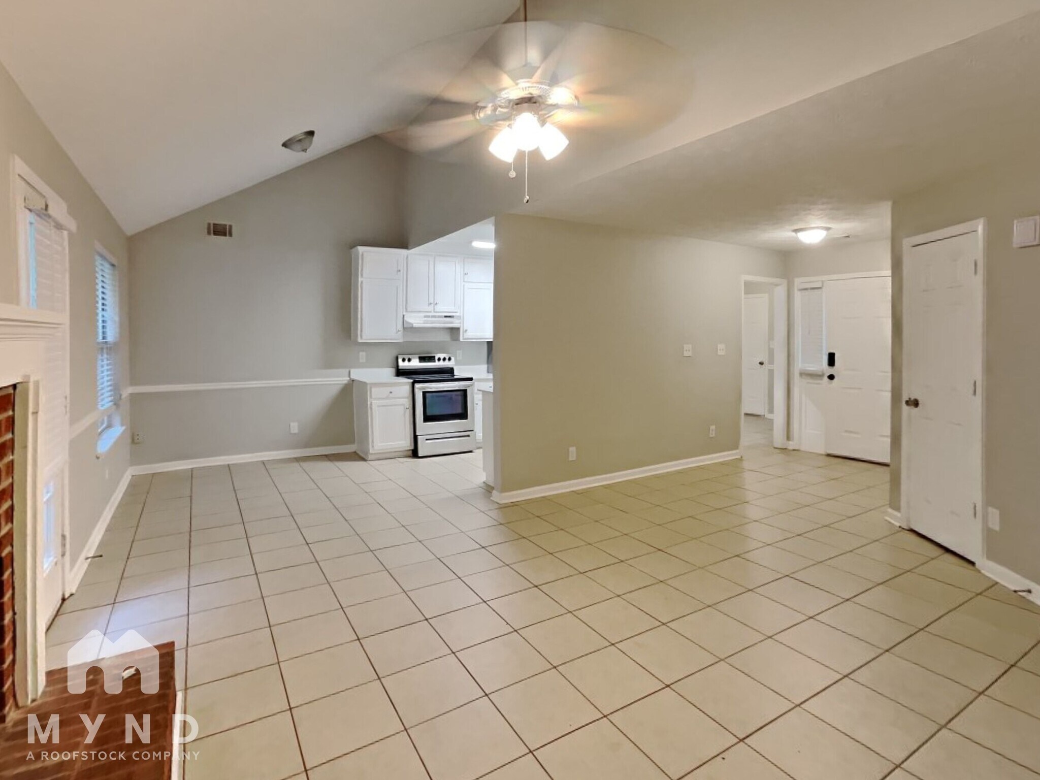 Building Photo - 725 Cowan Rd